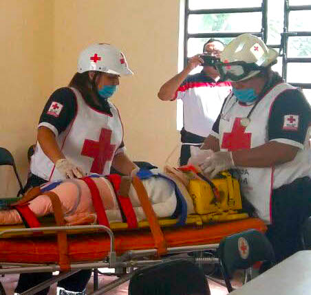 Socorristas de la Cruz Roja en Mérida