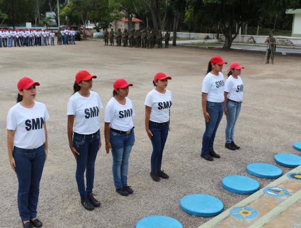 Chicas de Valladolid que prestaron servicio militar